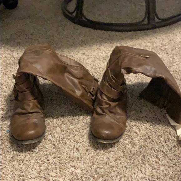 Boots - Picture 1 of 3